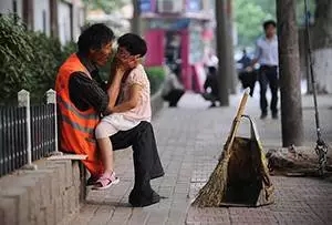 陌生暖是什么意思什么梗 陌生暖让你心疼陌生人的瞬间