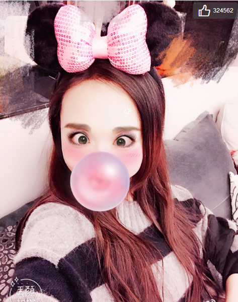 美颜相机唐嫣吐泡泡怎么弄 美颜相机​唐嫣吐粉色泡泡方法教程