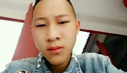 男子击败全国脑型图片 男子击败全国脑型表情包大全